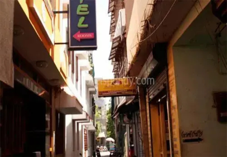 Nest Budget Hotel