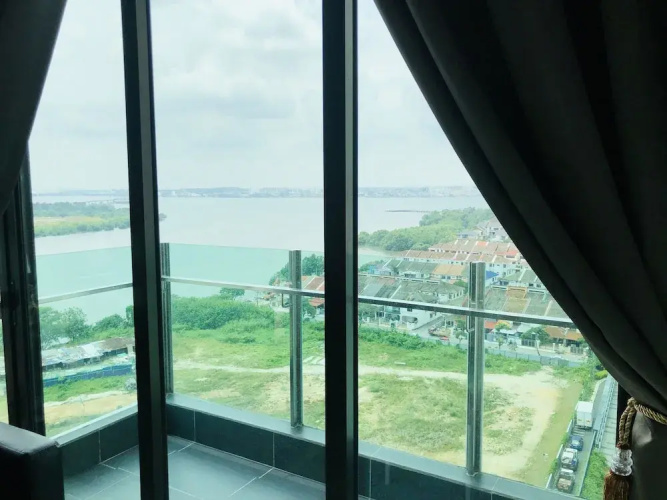 Marina Cove Premium Room
