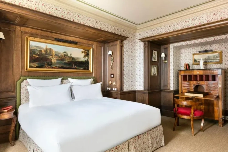 1 Bedroom Suite