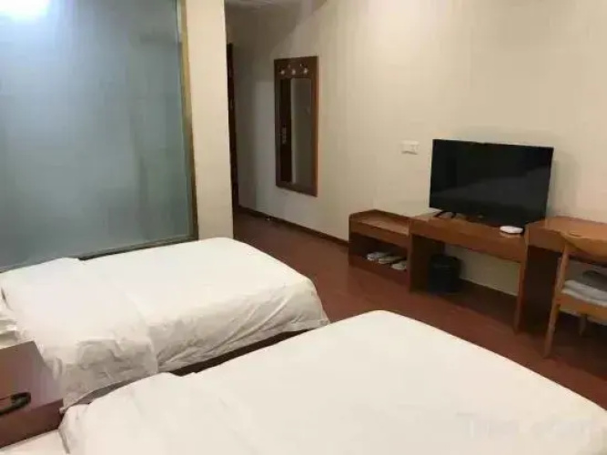 Huaibei Xiangfeng Hotel
