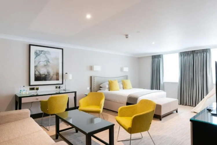 Standard Double Suite