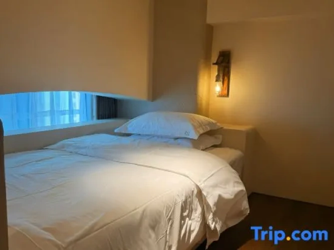 Standard room with lake view