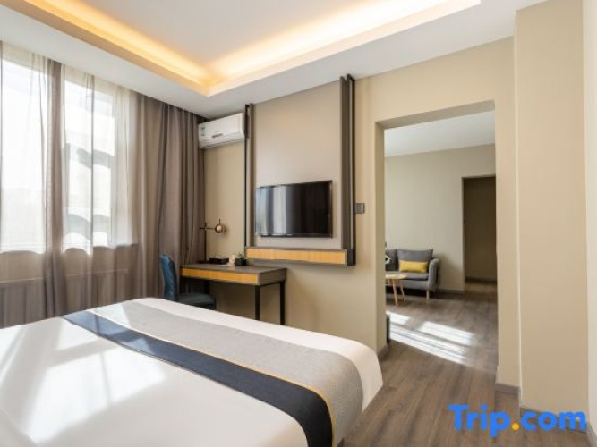 Triple Suite