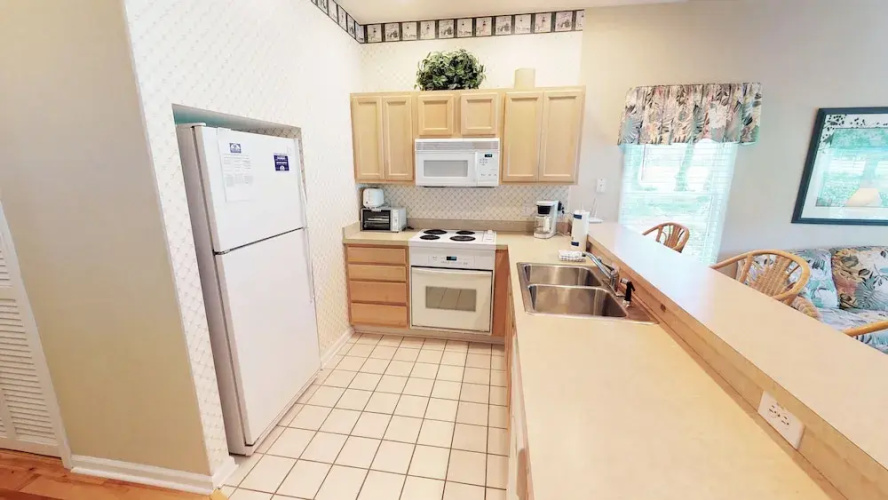 Club Villas Unit 25A - Lower Level