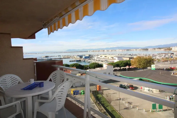 Apartamento 2179 - Rocmar 7 4-B