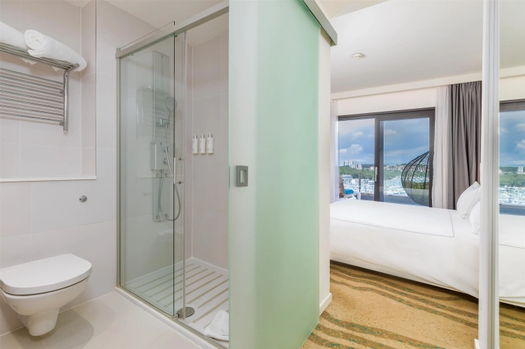 Family Suite with harbour view
