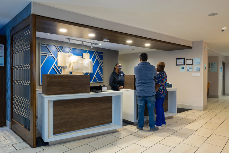 Holiday Inn Express Charleston Us Hwy 17 & I-526 photo 35