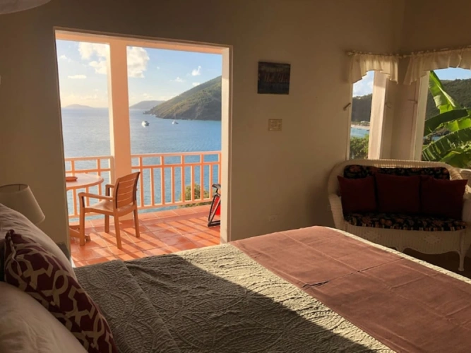 Villa with balcony and with sunset view