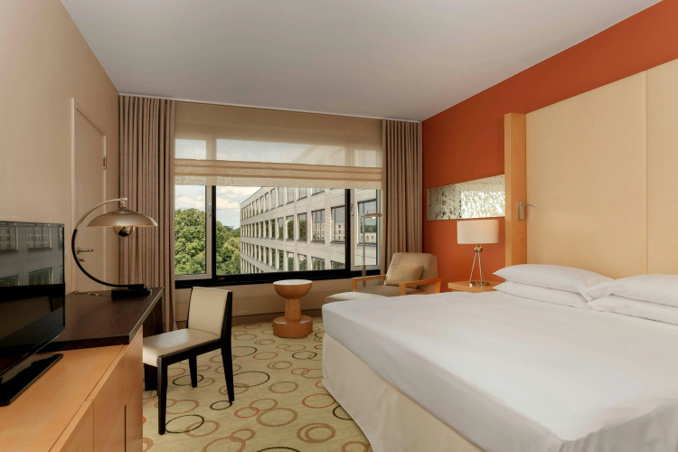 Sheraton Berlin Grand Hotel Esplanade photo 7