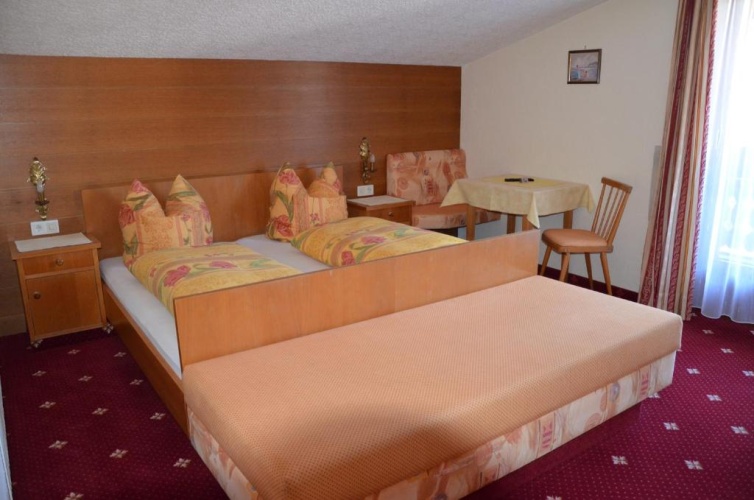 Economy Double room with balcony and with street view