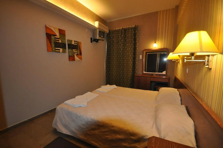 Apollon Hotel