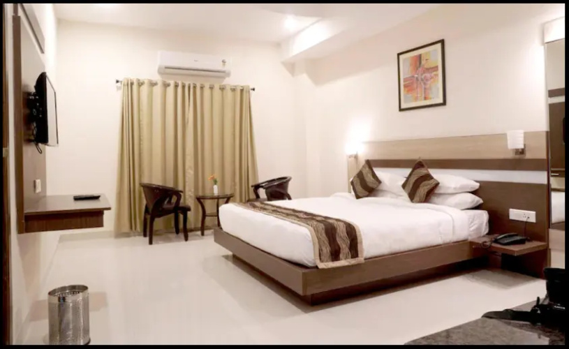 Oyo 16381 Htl Shivani