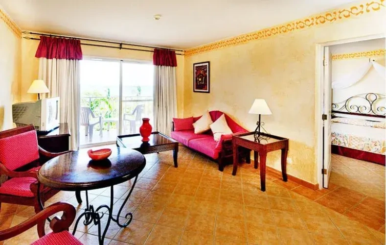 Double Club Suite