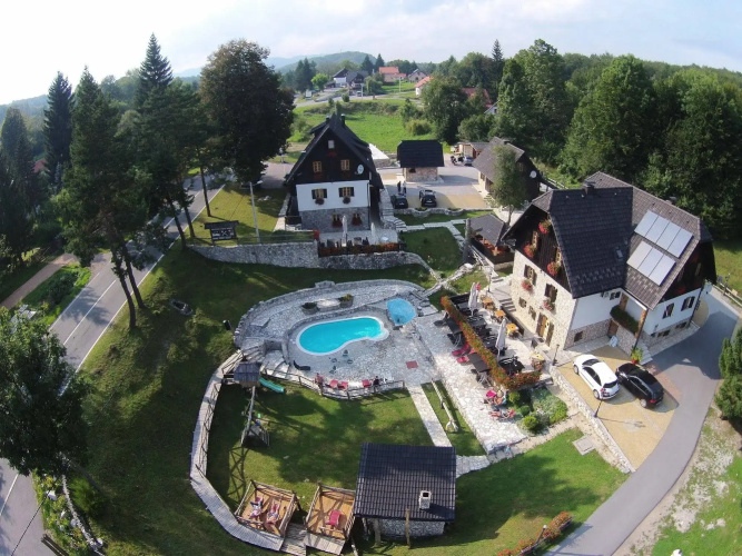 Plitvice Etno House