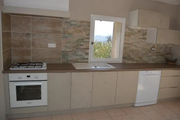 2 Bedrooms Villa
