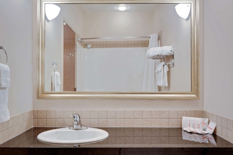Ramada by Wyndham Lac La Biche photo 11
