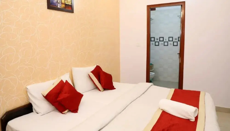 Hotel Abodes House