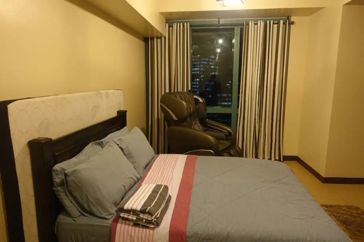 8 Forbes Town Road Suite