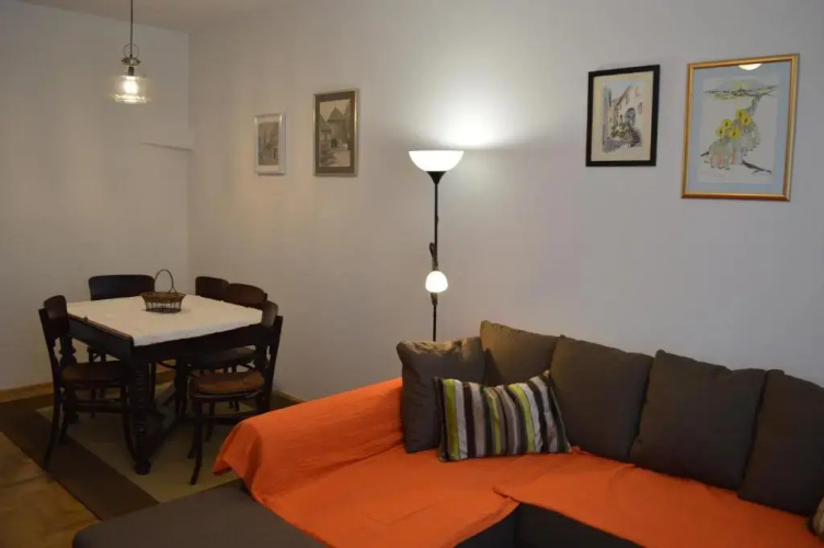 Aha Apartment