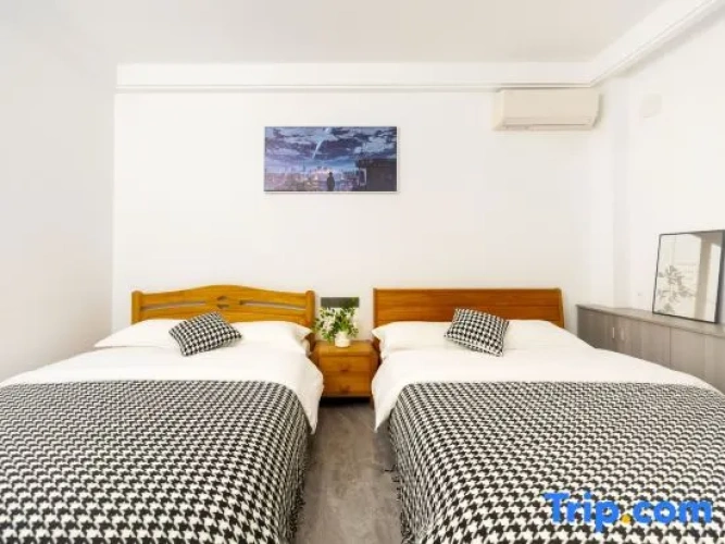 4 Bedrooms Suite