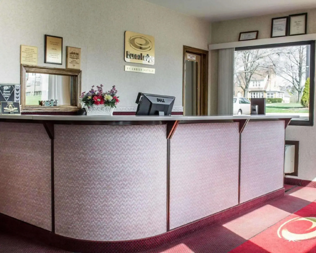 Econo Lodge Wooster