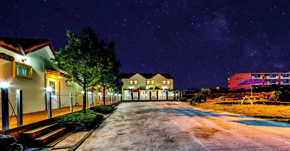 Moonrabbit Pension