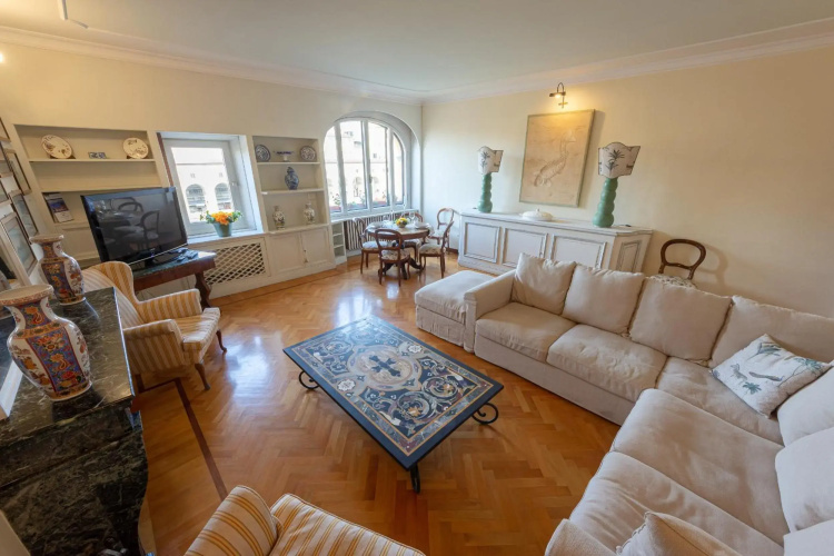 Ponte Vecchio 3 bedroom apartment