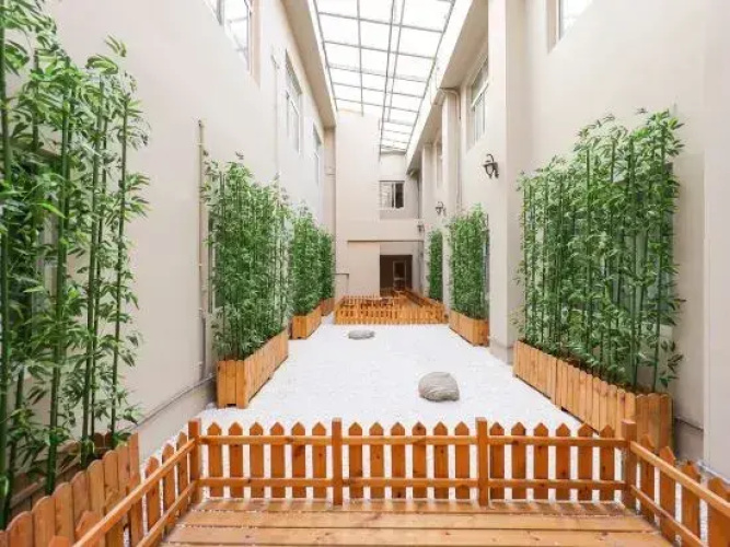 Ting Hotel