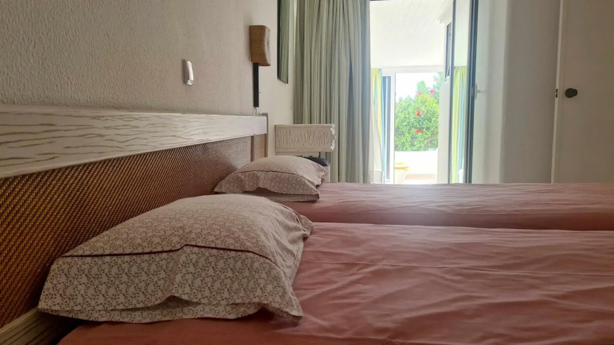 Albufeira with terrace, sea view
