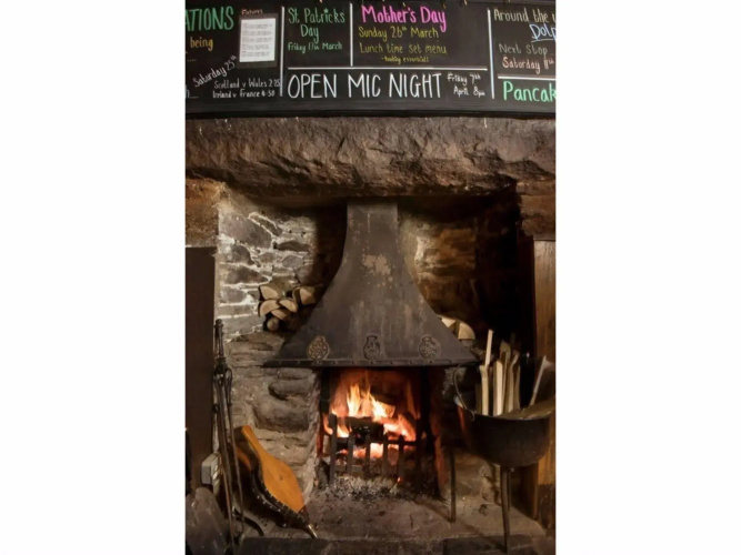 The Dolphin Inn
