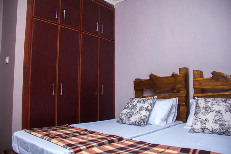 Minachai House Bnb