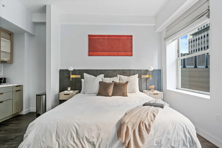 17john: Classic King Studio Apartment