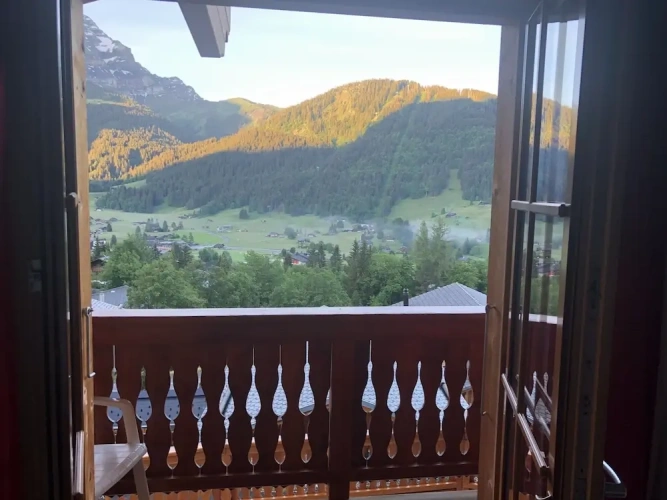 4 Bedrooms Chalet with balcony