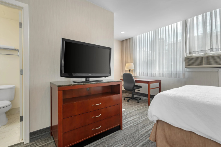 Best Western Plus Suites Downtown