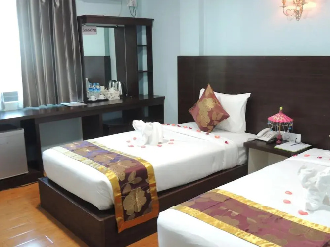 Hotel San Taw Win