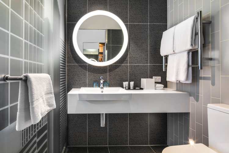 Holiday Inn Express Melbourne Little Collins photo 12