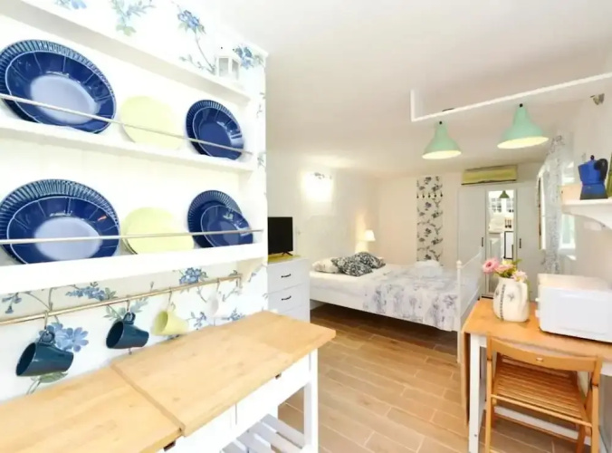 Bay House Rosohotnica