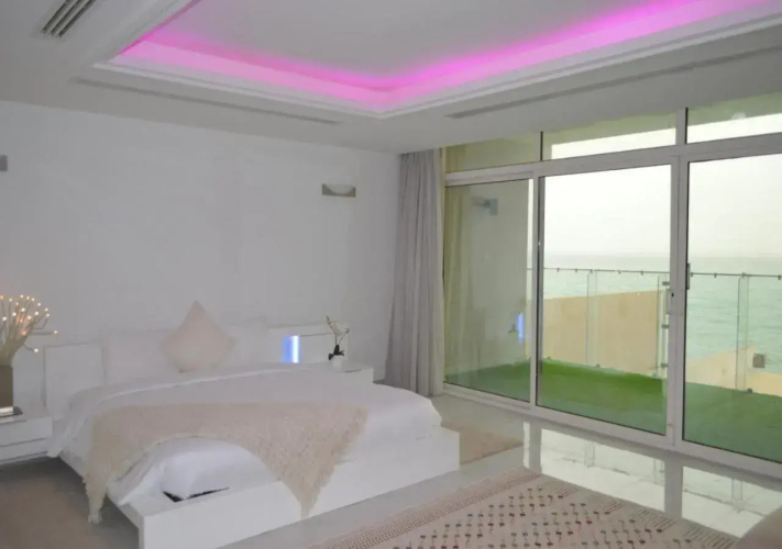 Wave Resort