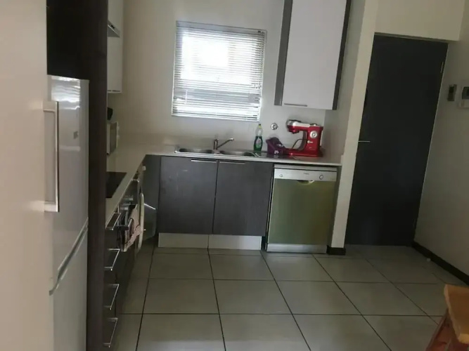Pool-bbq-3br-2baths-parking-safe-family-friendly