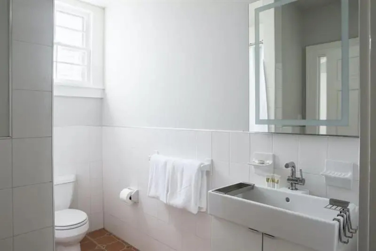 Sonder - Mandeville Suites