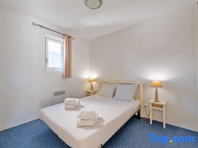 2 Bedrooms Bed in Dorm with sea view