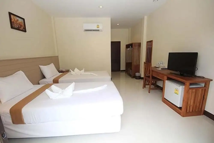 Twin room