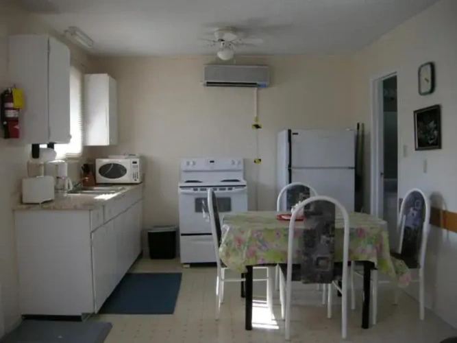 3 Bedrooms Cottage