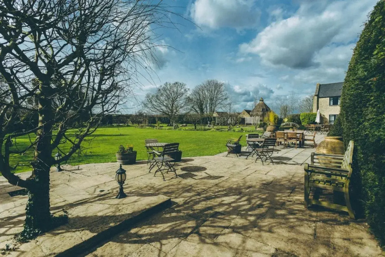 Stanton Manor Hotel