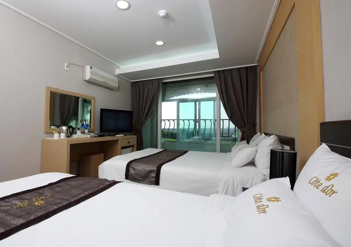 Cote Dor Hotel