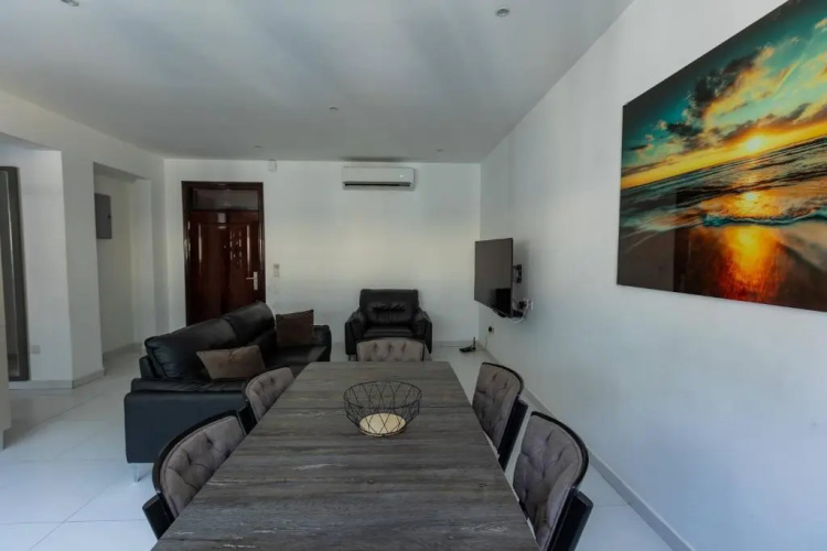 Accra Fine Suites