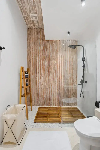 Alicante Villa by Betterplace