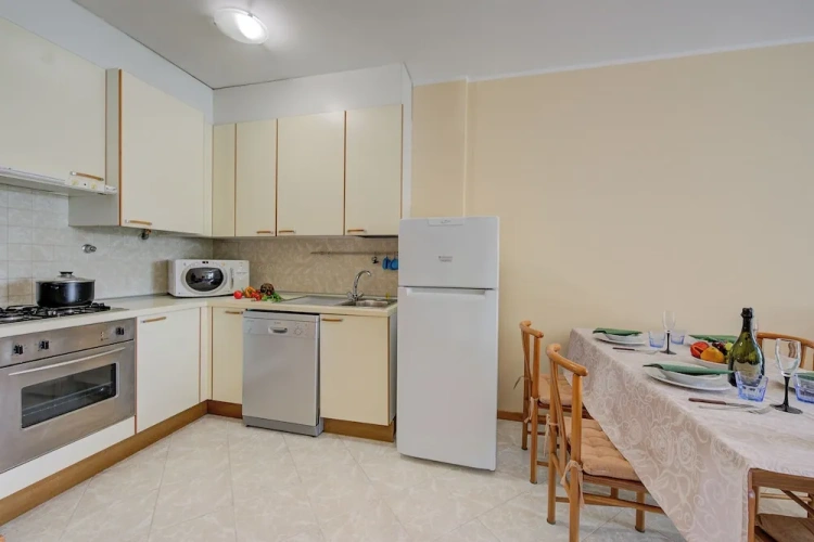1 Bedroom Family Apartment