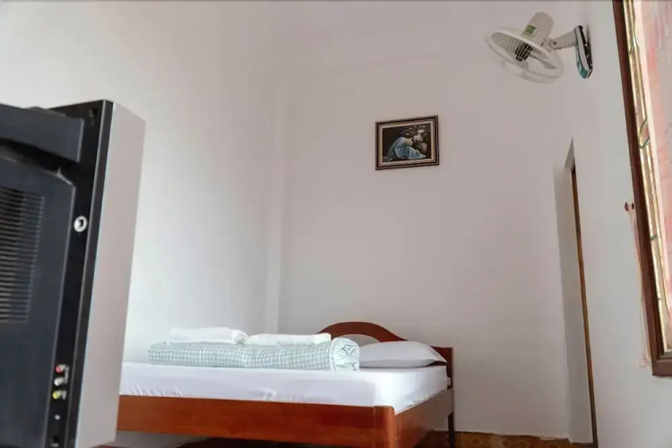 High Dream Hostel