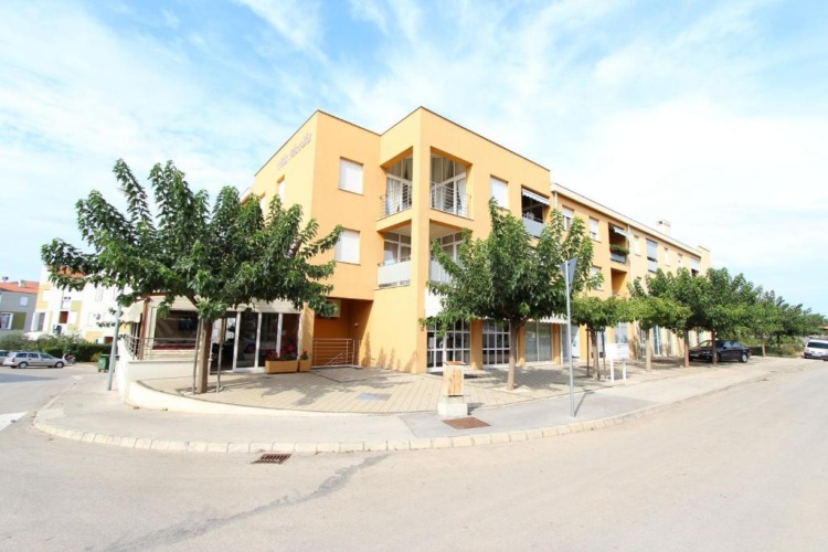 2 Bedrooms Apartment with balcony